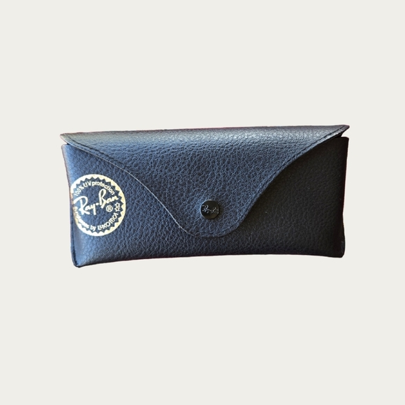 Black Ray-Ban Sunglasses Case - Picture 1 of 3